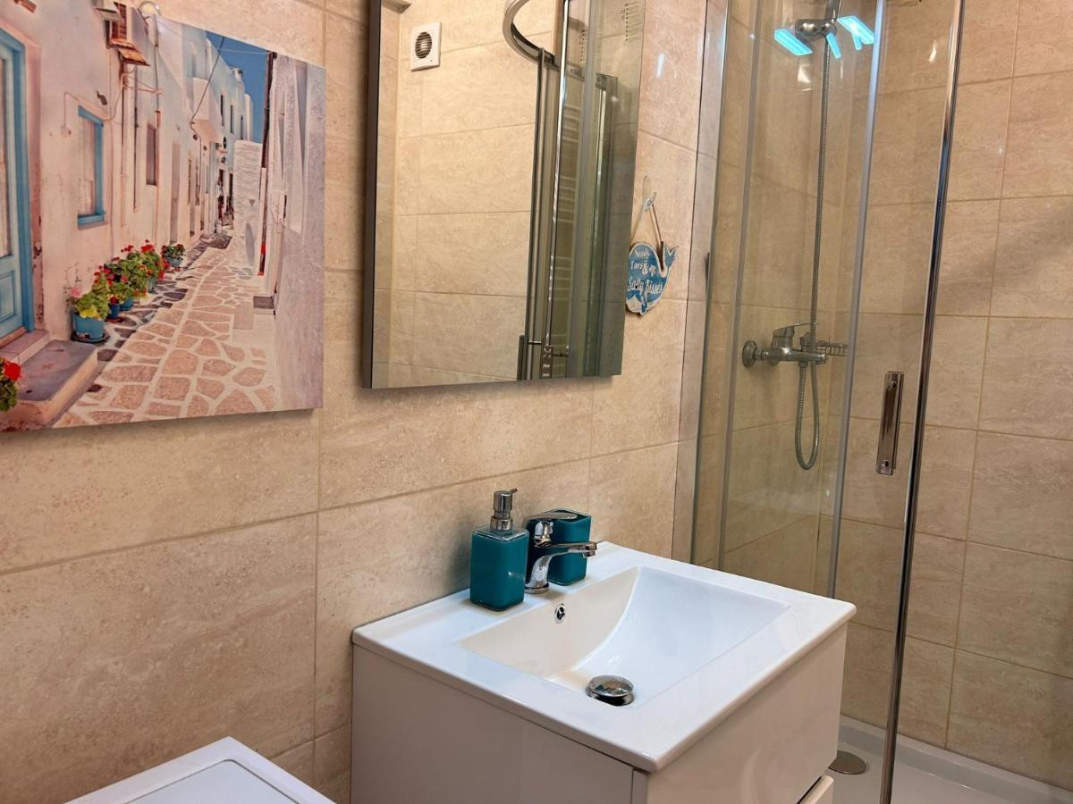 Apartament Carina Summerland Mamaia Exteriör bild